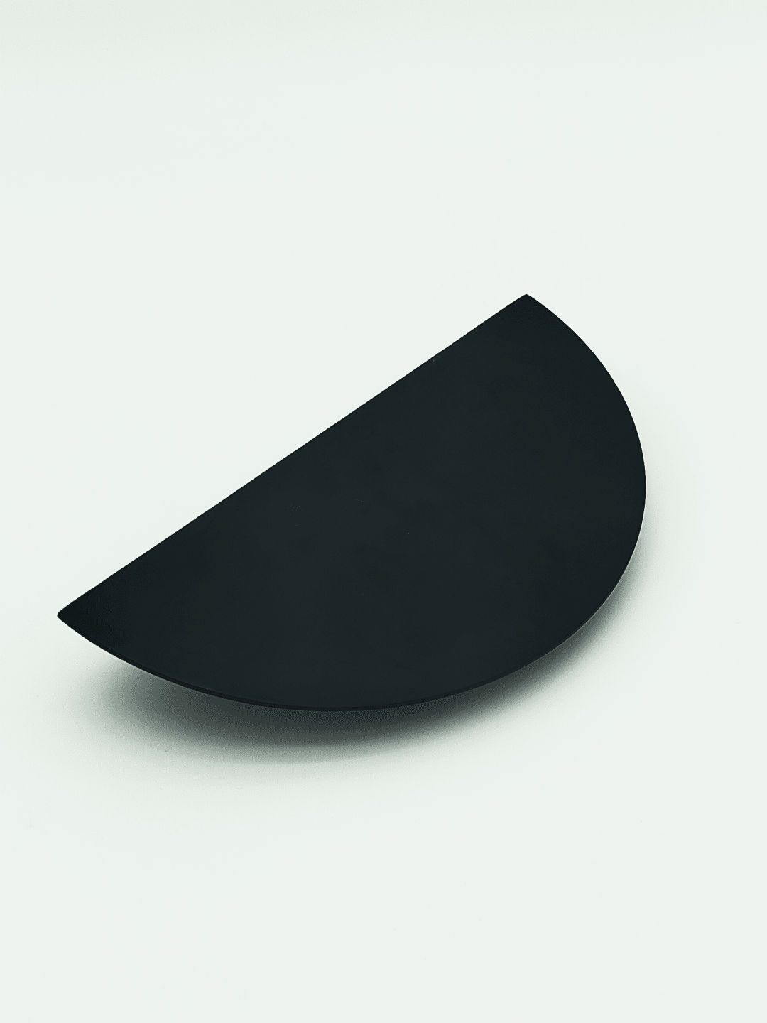 Étagère murale Fungi, Gridy, chêne teinté noir (2010s)