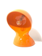 Tafellamp Dalù, Vico Magistretti, oranje ABS (2020s)