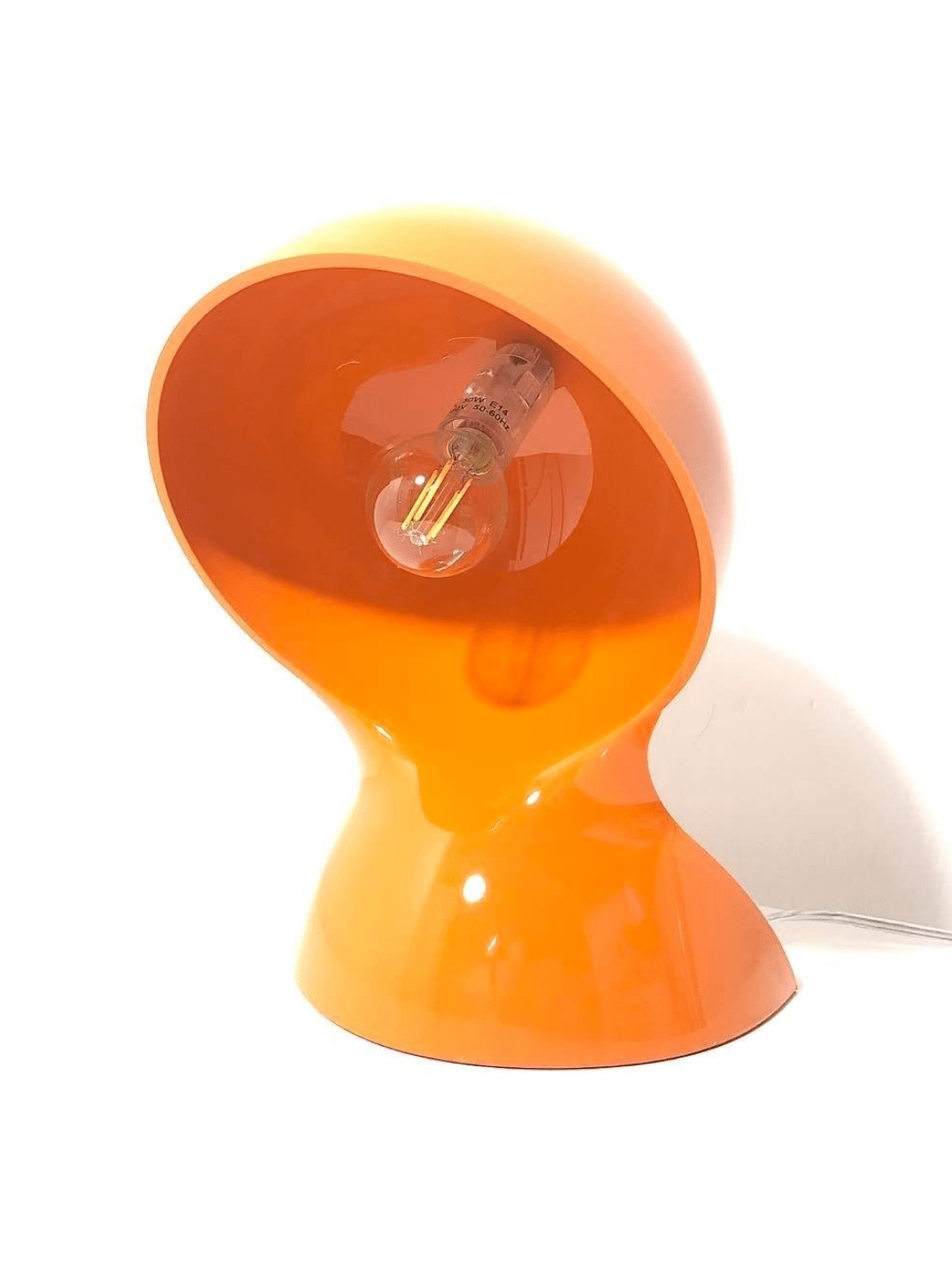 Lampe de table Dalù, Vico Magistretti, ABS orange (2020s)