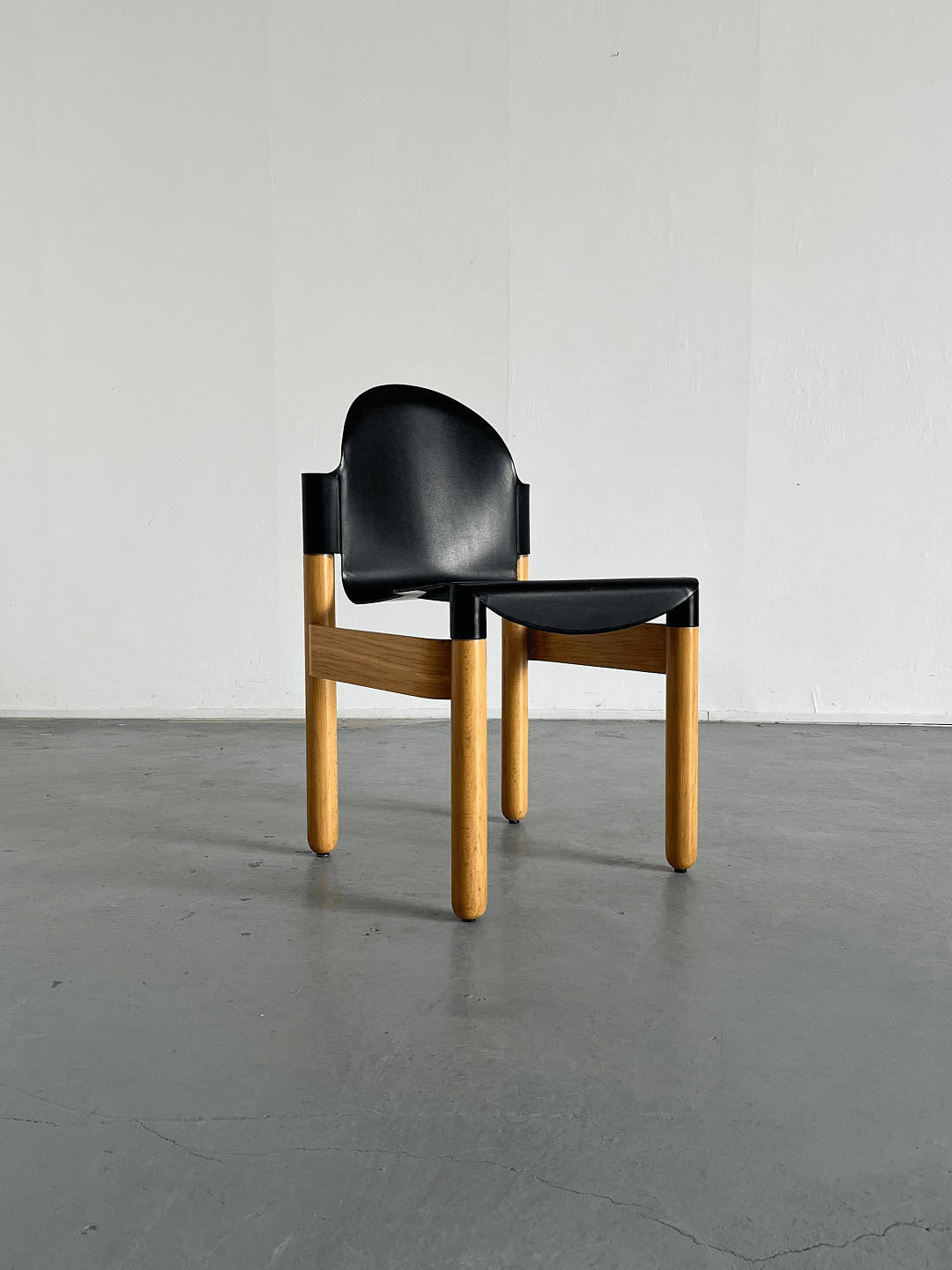 Lot de 5 chaises Flex, Gerd Lange, plastique noir & hêtre (1980s)