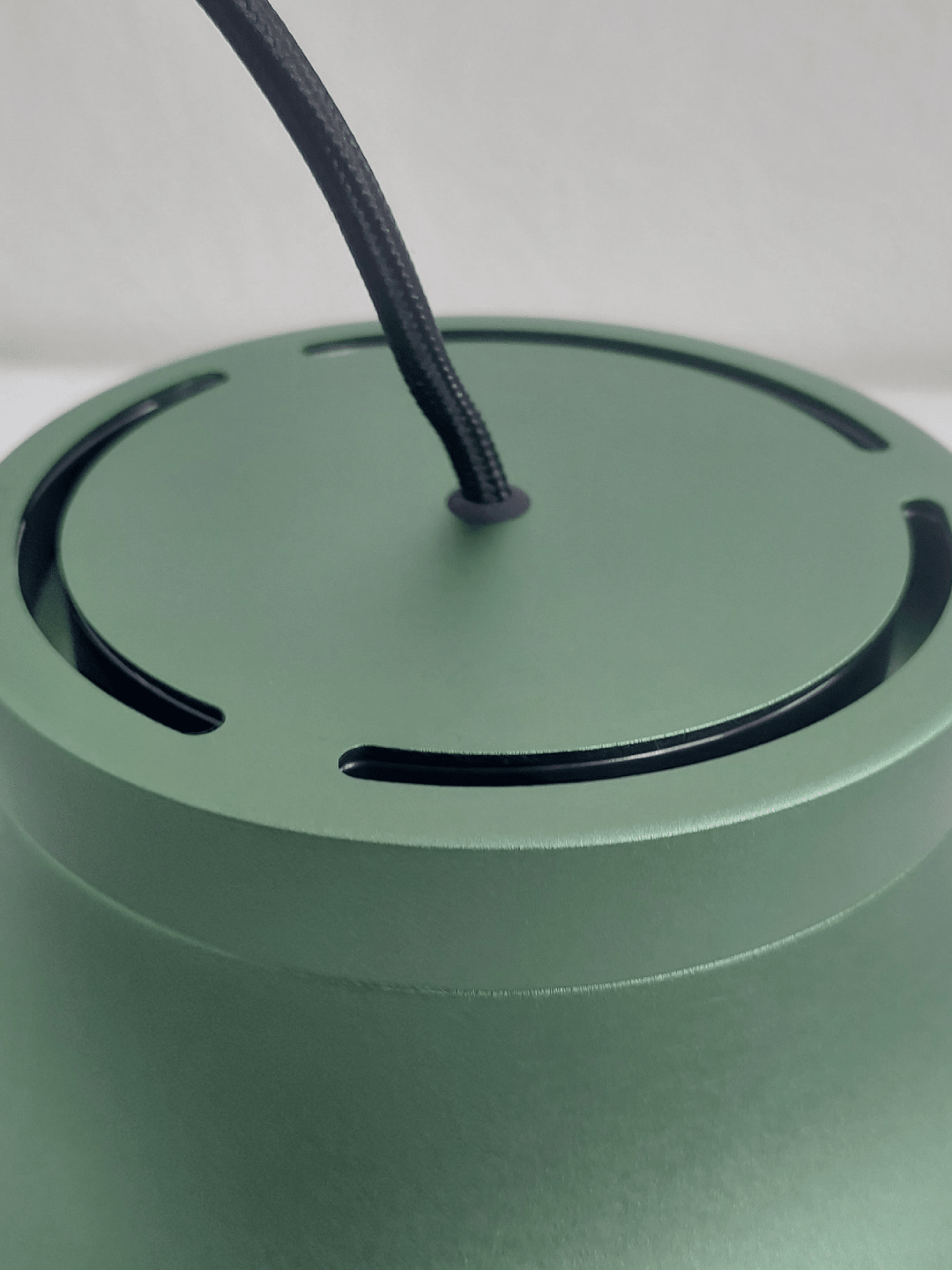 Detail of the top and cable entry - Pair of PC Pendant S lamps