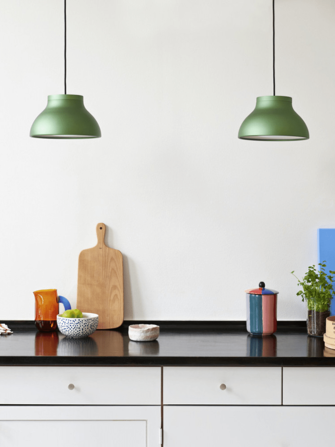 Paire de suspensions PC Pendant S, Pierre Charpin, aluminium vert (2010s)