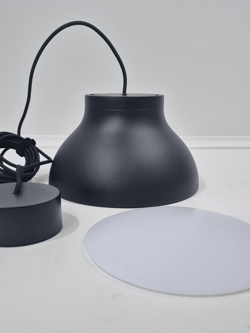 Posée avec son câble - Suspension PC Pendant S