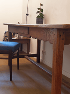 Three-quarter view, legs - Dining table